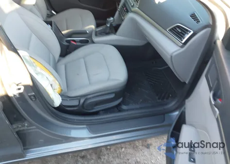 2017 Hyundai Elantra Se from USA, damaged, VIN KMHD84LF0HU193509